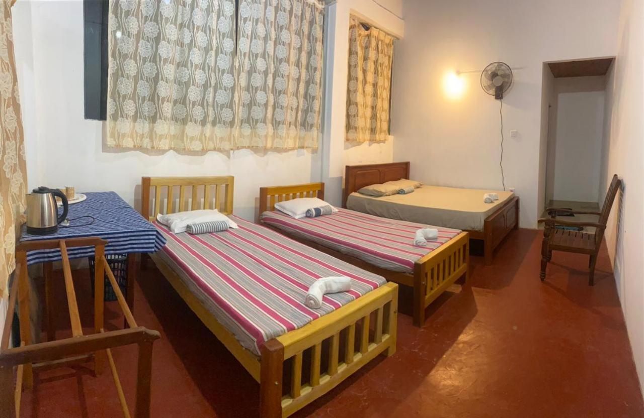 Sunil'S Homestay Sinharaja Kalawana Szoba fotó